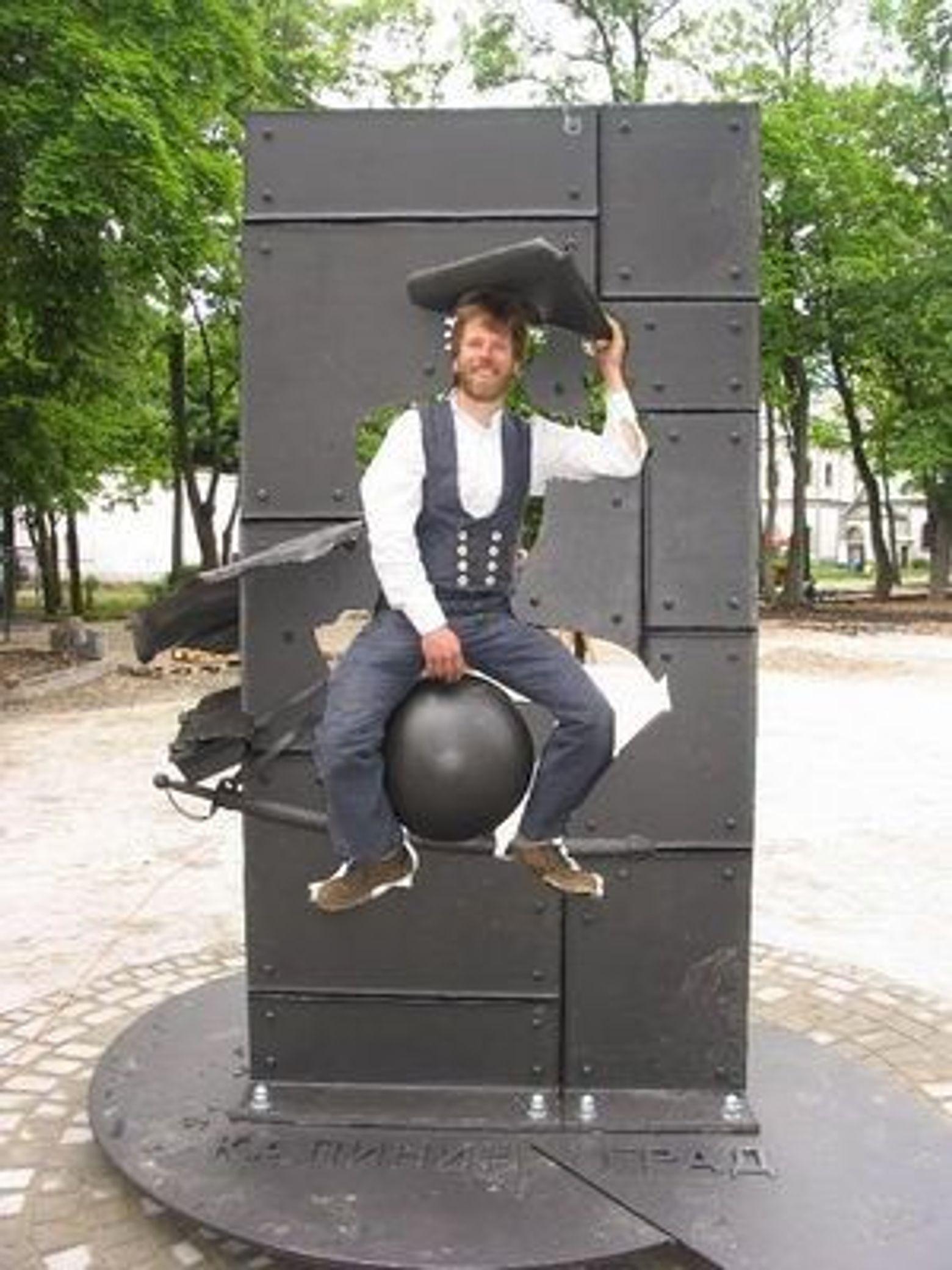 Мюнхгаузен в Калининграде: прогулка по историческому центру города - photo 2