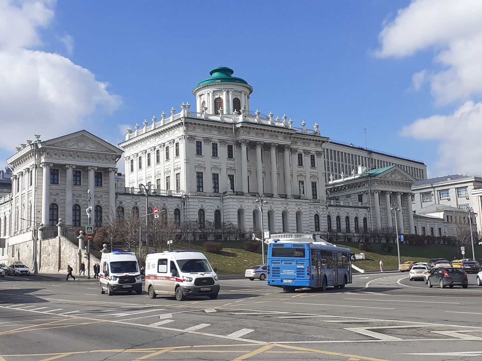 Воздвиженка: историческая прогулка по центру Москвы - photo 2