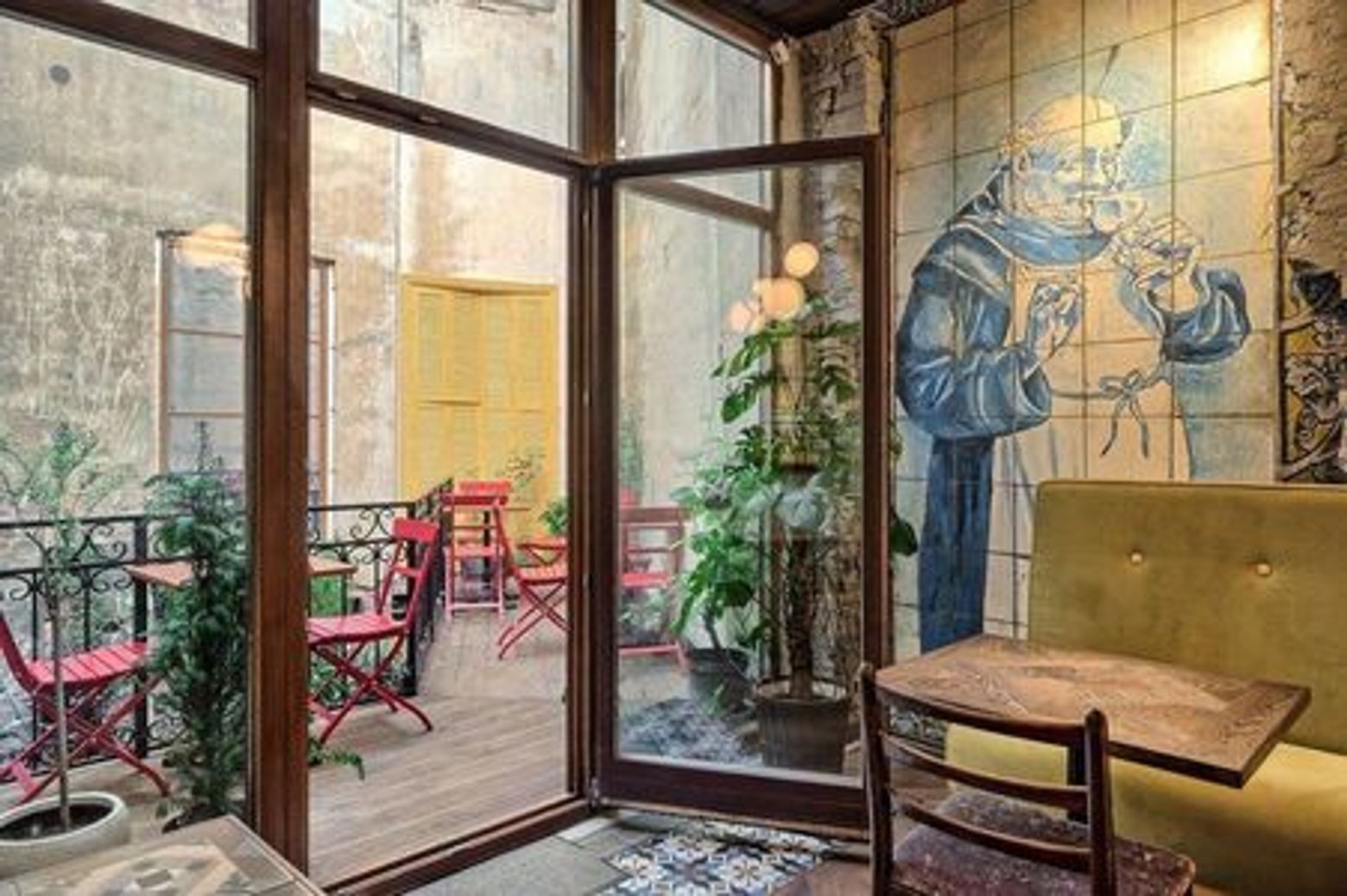 Алкогольно-литературный Петербург: аудио прогулка для любителей книг и крепких напитков - photo 4