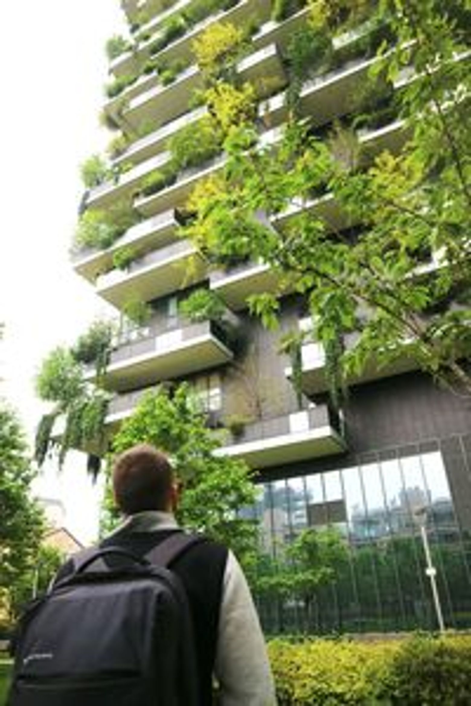 Milan: Duomo Ticket & Audio Tour with a City Walk - photo 3