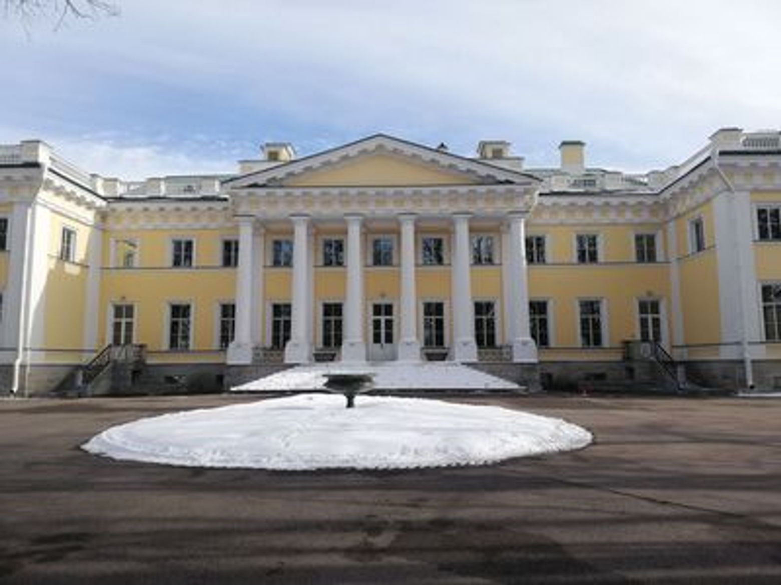 Каменный остров: престижные дачи и их владельцы - photo 4