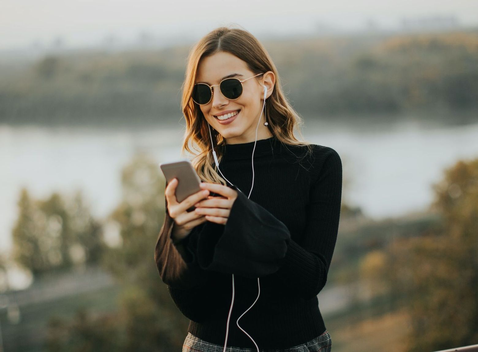 Нити Сочи: иммерсивный спектакль-прогулка по городу