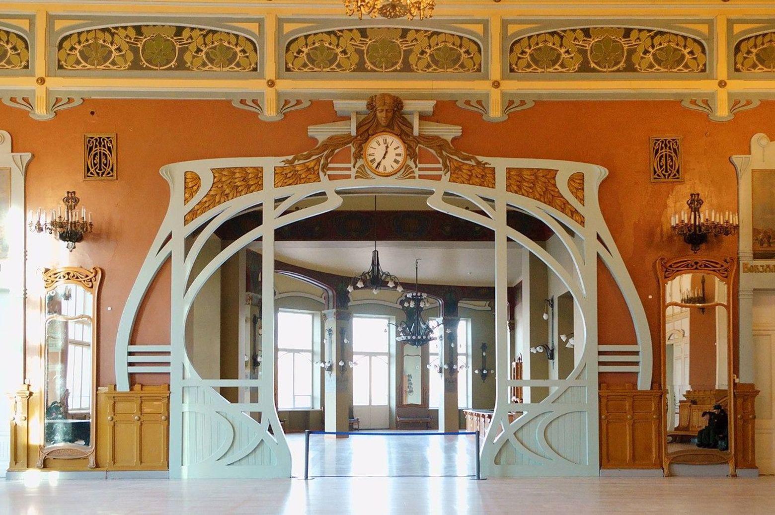 Витебский вокзал: прогулка с погружением в историю железных дорог - photo 2