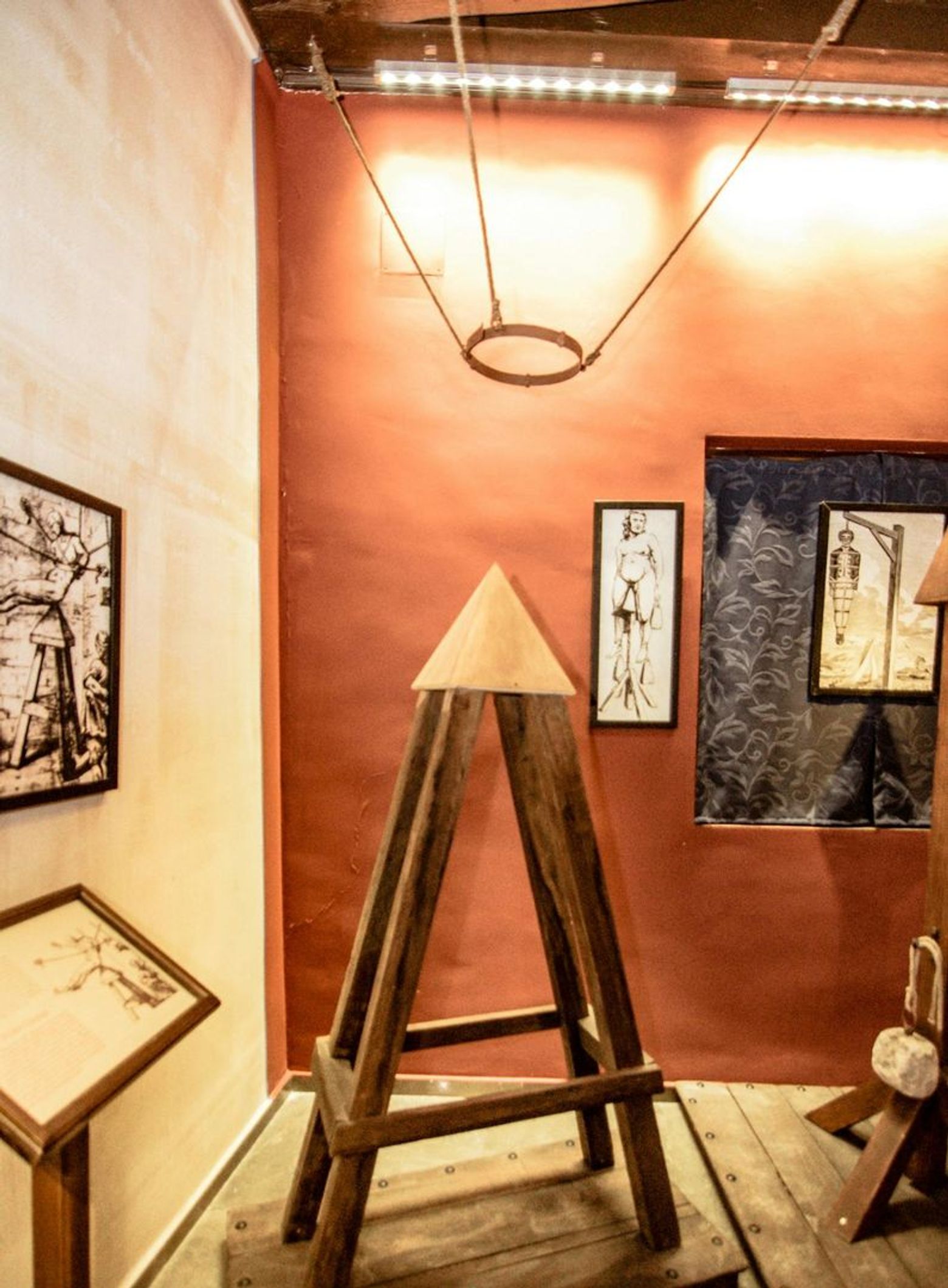 Дворец Олвидадос: Билет с входом без очереди - photo 2