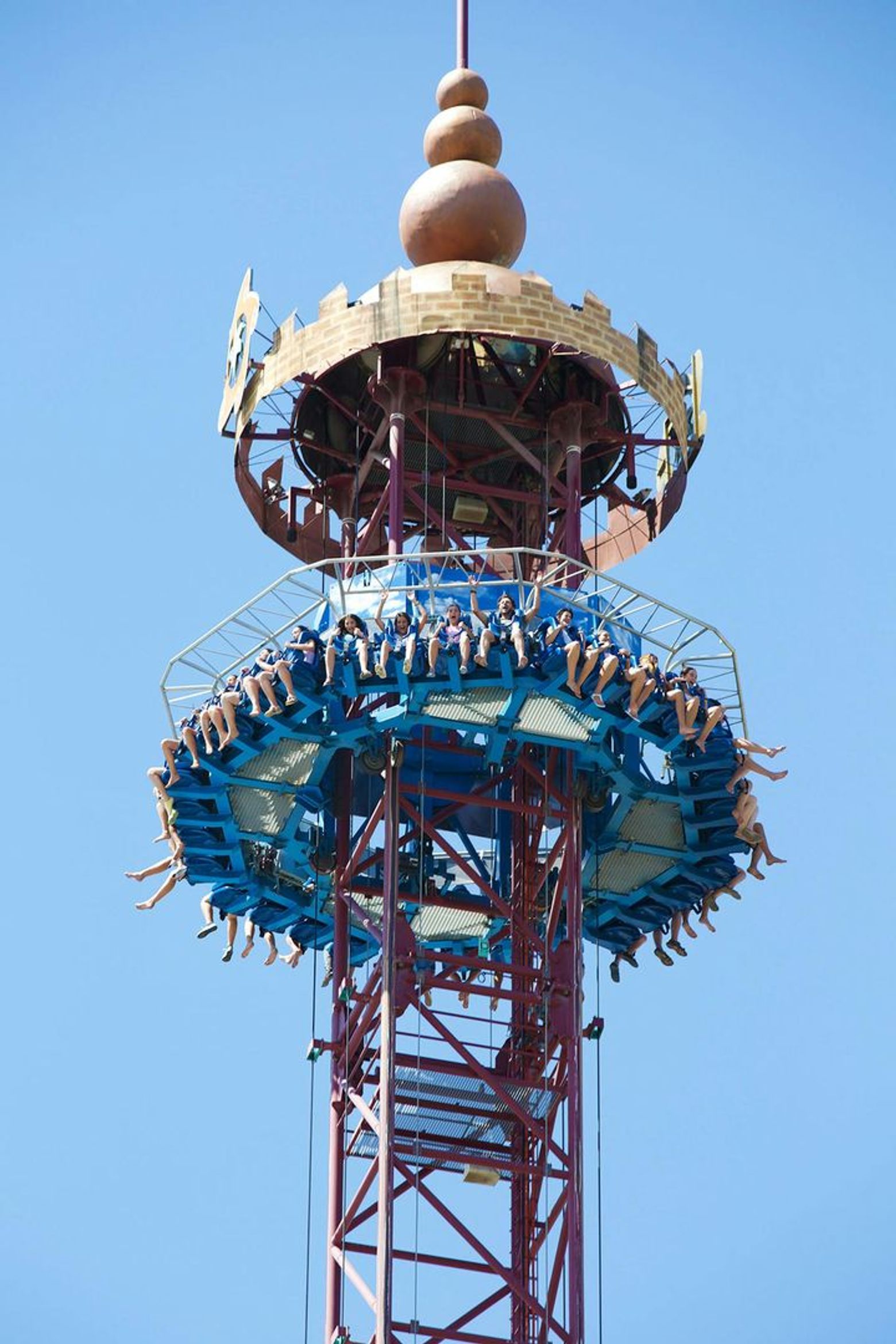 Парк развлечений Isla Magica Seville: Входной билет - photo 2