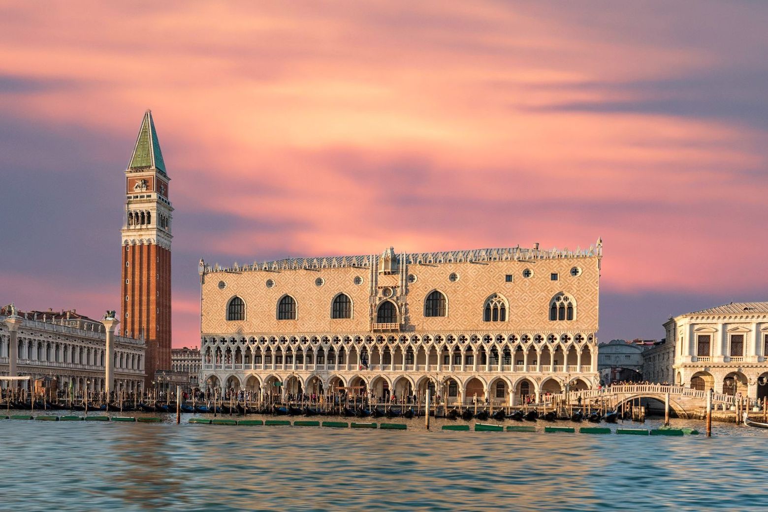 Venice: Doge's Palace Ticket & Audio Tour with St. Mark's Square Walk