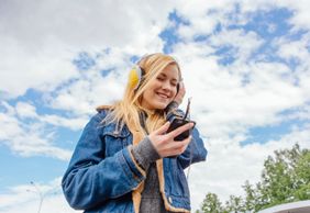 Нити Кропоткина: иммерсивный спектакль-прогулка по городу