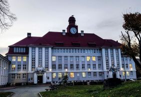 Загадочный Амалиенау: прогулка для детей и родителей с котенком Кэтцхеном