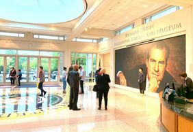 Президентская библиотека и музей Ричарда Никсона: Билет с быстрым входом