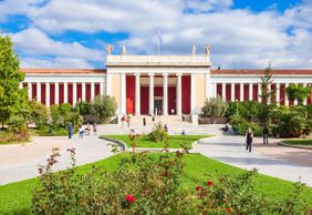 Национальный археологический музей: Откройте для себя шедевры древнегреческого искусства