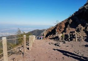 Гора Везувий: Экскурсия с гидом + Поездка туда и обратно из Неаполя