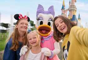 Disneyland® Париж: билет + поезд из Парижа