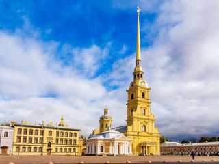 Петропавловская крепость: историческая прогулка в самом сердце Петербурга (без билета в собор)