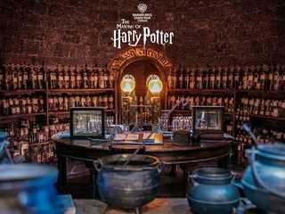 Музей Harry Potter Warner Bros. Studio в Лондоне: Краткий путеводитель + Трансфер на поезде