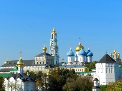 Реликвии и сокровища Троице-Сергиева монастыря XI-XVII веков