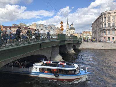 Прогулка по Петербургу: архитектура, стрит-арт и кофе - photo 4