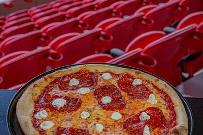 Эстадион Лус и музей Бенфики: входной билет + еда - photo 3