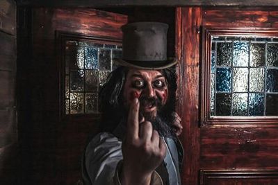 Лондонский мост: входной билет + Bratwurt хот-дог с пивом - photo 3