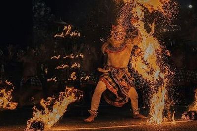 Бали: входной билет на танцы с огнем в Убуде (Кечак) - photo 3