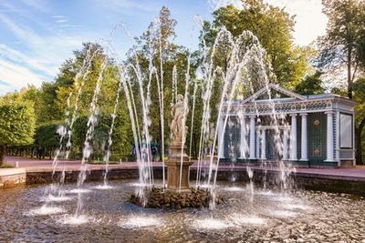 Спасти друга Самсона: квест-экскурсия по Нижнему парку Петергофа - photo 4