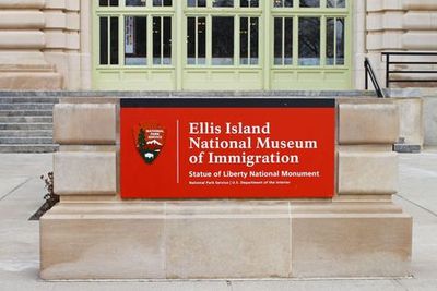 Статуя Свободы и остров Эллис: билет и аудиоэкскурсия в приложении - photo 4