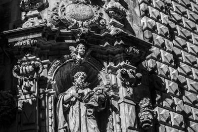 Агент 007: детективный квест в сердце Барселоны - photo 2