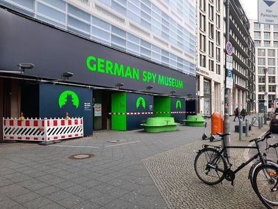 Историческая аудиопрогулка по Берлину с билетом в Музей шпионажа