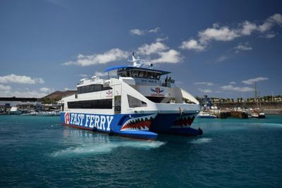 Фуэртевентура: Билет на паром из Лансароте - photo 2