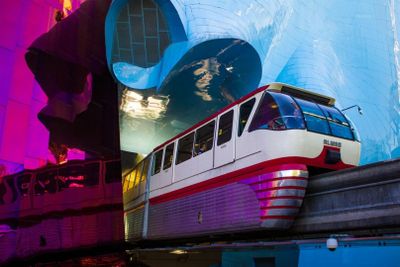 Монорельс в центре Сиэтла: билет на транспорт