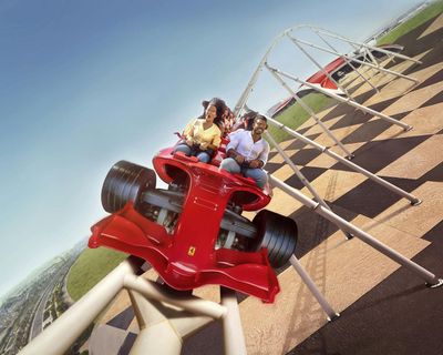 Тематический парк Ferrari World: Входной билет + Трансфер