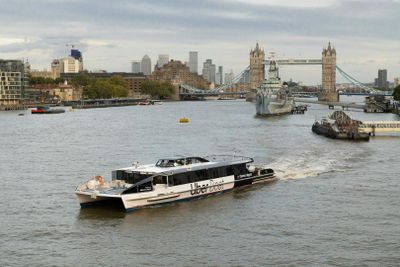 Билет туда и обратно: Uber Boat by Thames Clippers & Painted Hall - photo 2
