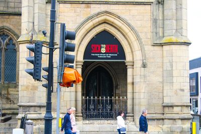 Обзорная аудиоэкскурсия по Честеру с билетом в музей Sick To Death - photo 2