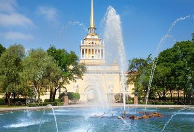 Невский проспект за 2 часа: прогулка по главной магистрали Петербурга - photo 3