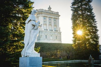 Madrid: Royal Palace & Gardens Fast-Track Ticket & Audio Tour - photo 4