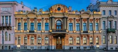 Английская набережная: искусство, вечеринки и железные дороги - photo 3