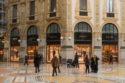 Milan: Duomo Ticket & Audio Tour with a City Walk — фото 4