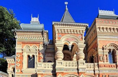 Якиманка и Крымский Вал: коллекция архитектурных стилей прошлых эпох — фото 3