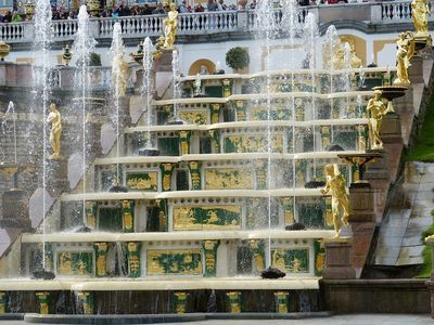 Петергоф: билет и обзорная экскурсия по Нижнему парку - photo 4