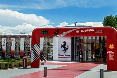 Маранелло: входной билет без очереди в музей Ferrari + симулятор Формулы-1 - photo 4