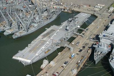 USS Hornet (Музей моря, авиации и космонавтики): входной билет - photo 4