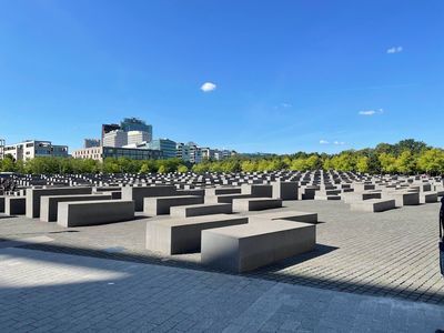 Berlin's Historical Journey: Sightseeing with Neues Museum Ticket - photo 3