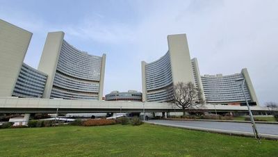 Vienna's Architectural Marvels with Danube Tower Ticket: A Walking Journey - photo 4