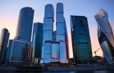 Прогулка по Москва-Сити: башни, арт-объекты и захватывающие панорамы