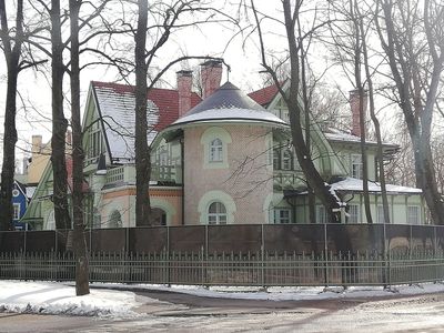 Каменный остров: престижные дачи и их владельцы - photo 2