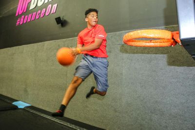 TopJump Trampoline & Extreme Arena: Входной билет - photo 2