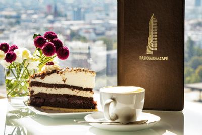 Panoramapunkt Berlin: VIP-вход с кофе и пирожными