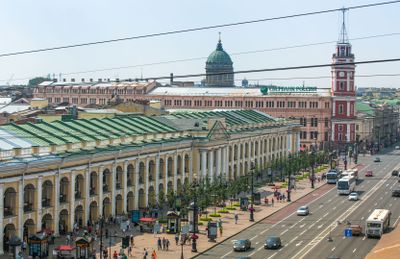 Исторический центр: аудио прогулка от метро Невский проспект