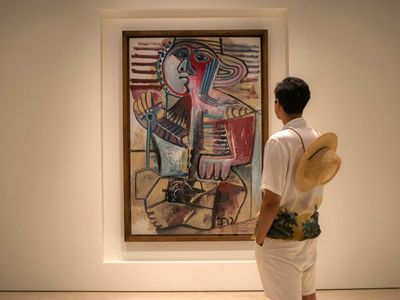 Málaga: Museo Picasso Entry & Self-Guided City Walk