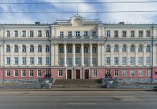 Дом со львами