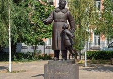 Памятник Маршаку